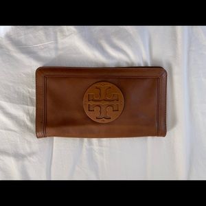 Tory Burch Clutch